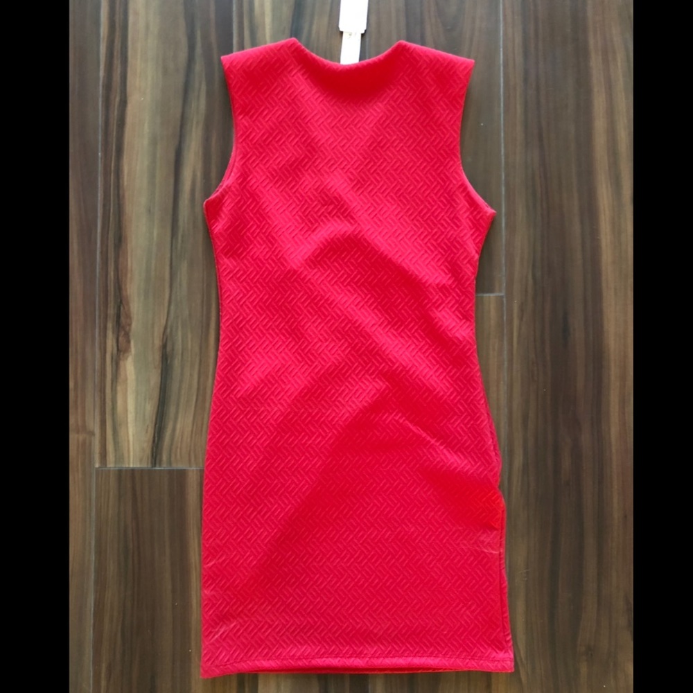 🌹Red Dress🌹 - Picture 4 of 5